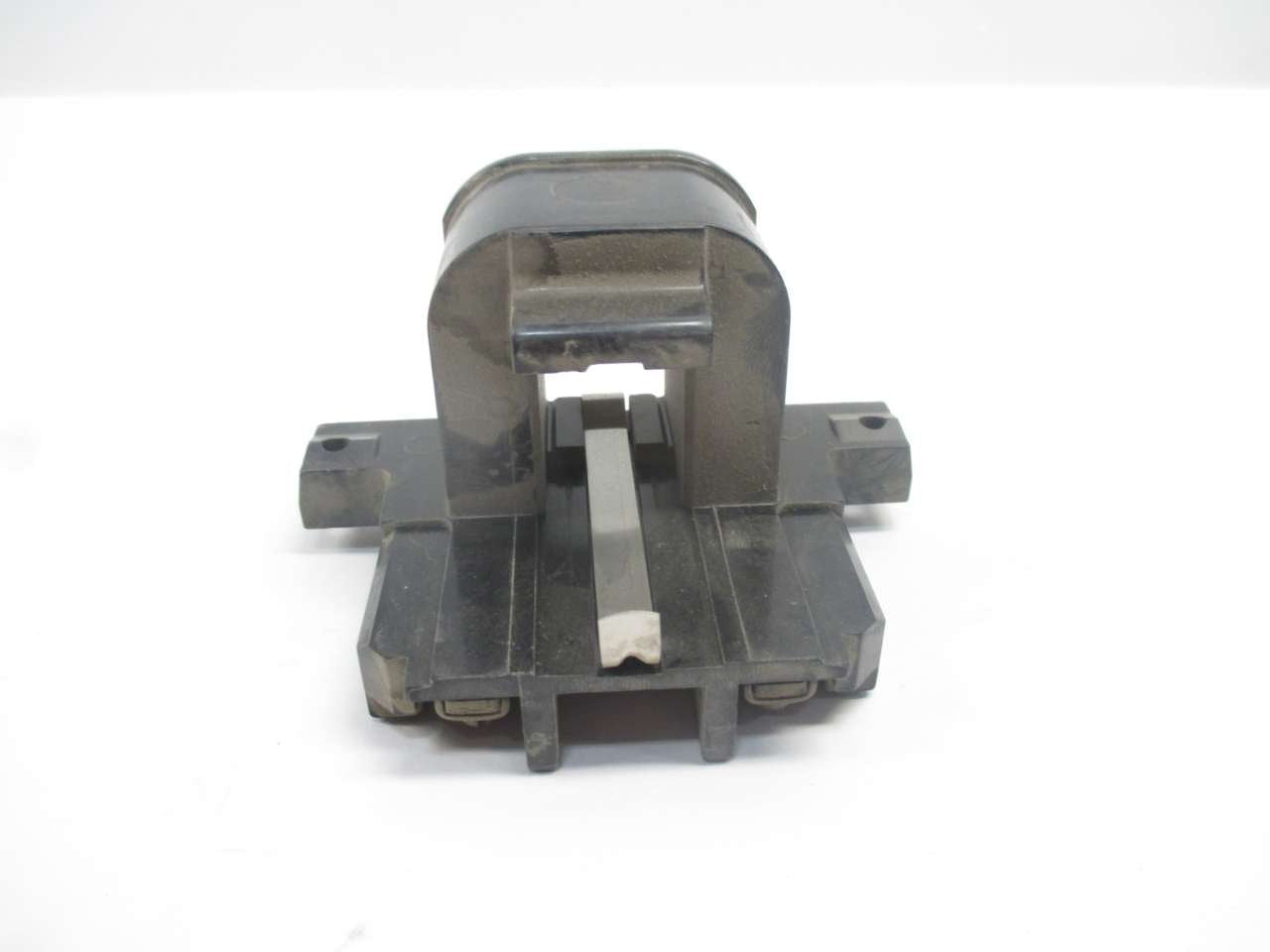 BOBINA ARRANCADOR SCHNEIDER 31063409-38 Tienda EEGSA