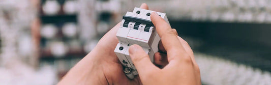 ¿Para qué sirve el interruptor termomagnético?
